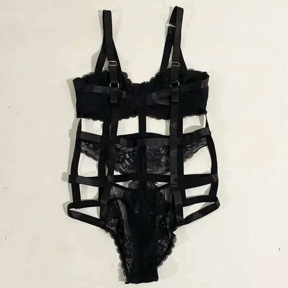 Midnight Muse Black Cutout Harness Lace Bodysuit Sz M - Picture 9 of 13